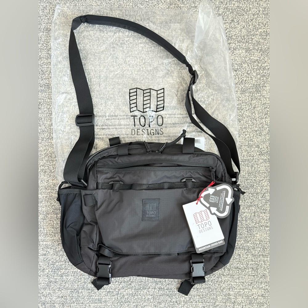 Topo Mountain Cross Bag - brand new with tags